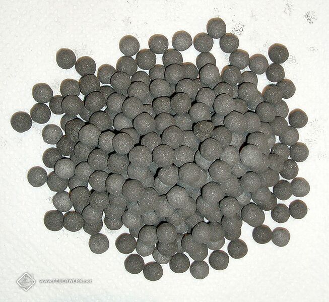 Datei:Zylinderbombe Sterne.jpg