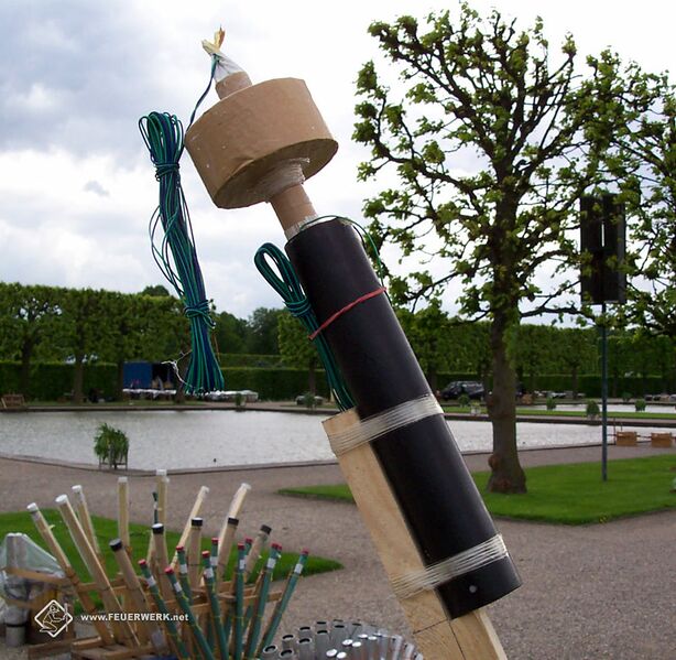 Datei:Wasserfontaene 01.jpg