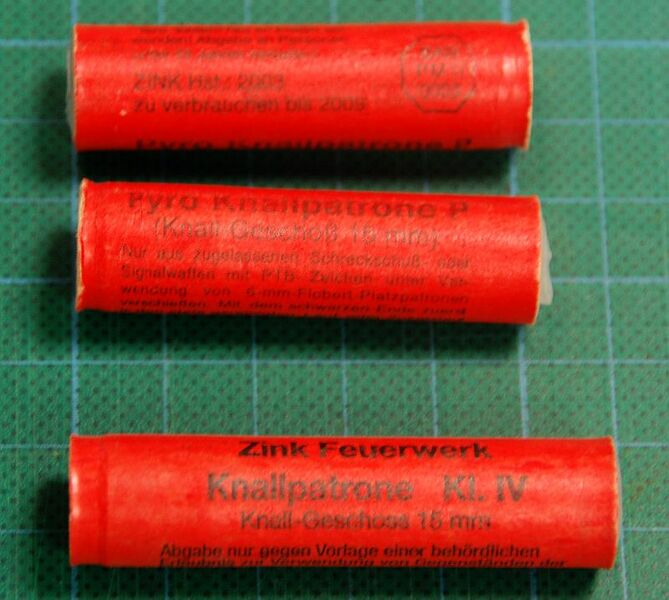 Datei:Knallpatronen PM2 IV.jpg